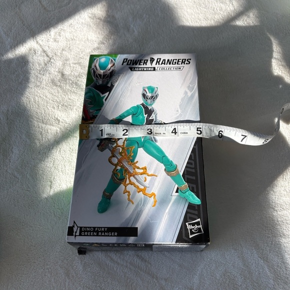 POWER RANGERS DINO FURY 6-INCH ACTION FIGURE
NEW IN BOX - Picture 5 of 5